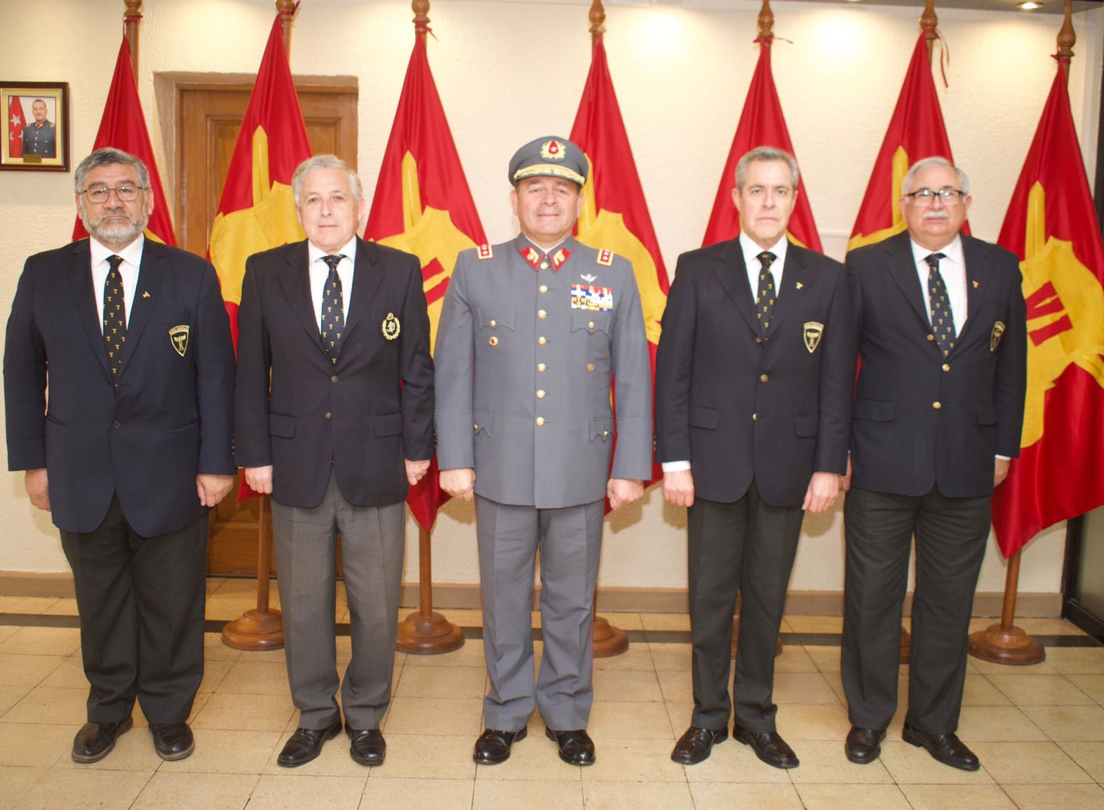 Destacamento Concepción entrega saludos protocolares por las Glorias del Ejército al Comando de Operaciones Terrestres penquista
